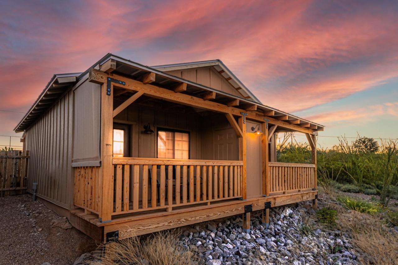-Pet Friendly- Miners Cabin #5 -Two Double Beds - Private Balcony Тумстон Экстерьер фото